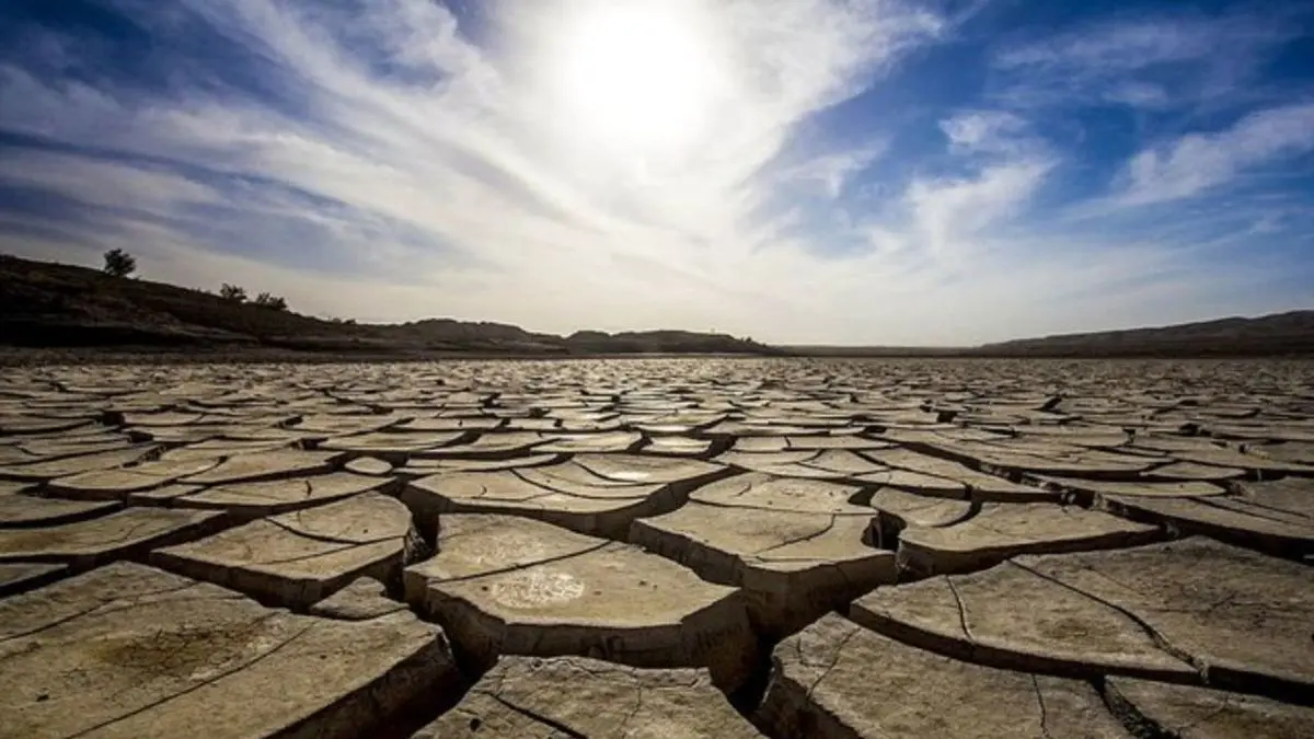 مساحت وسیعی از ایران از تبعات خشکسالی رنج می‌برند