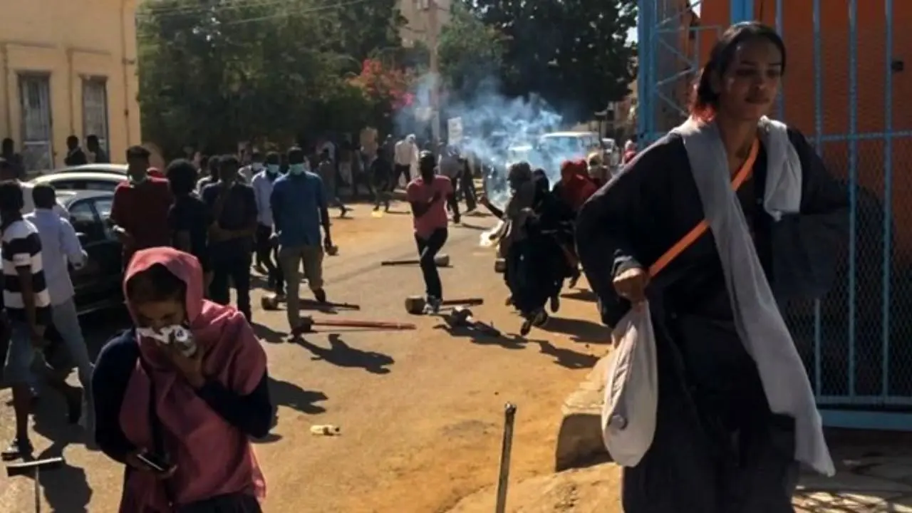 تأکید نخست‌وزیر سودان بر گفت‌وگوی مستقیم با معترضین