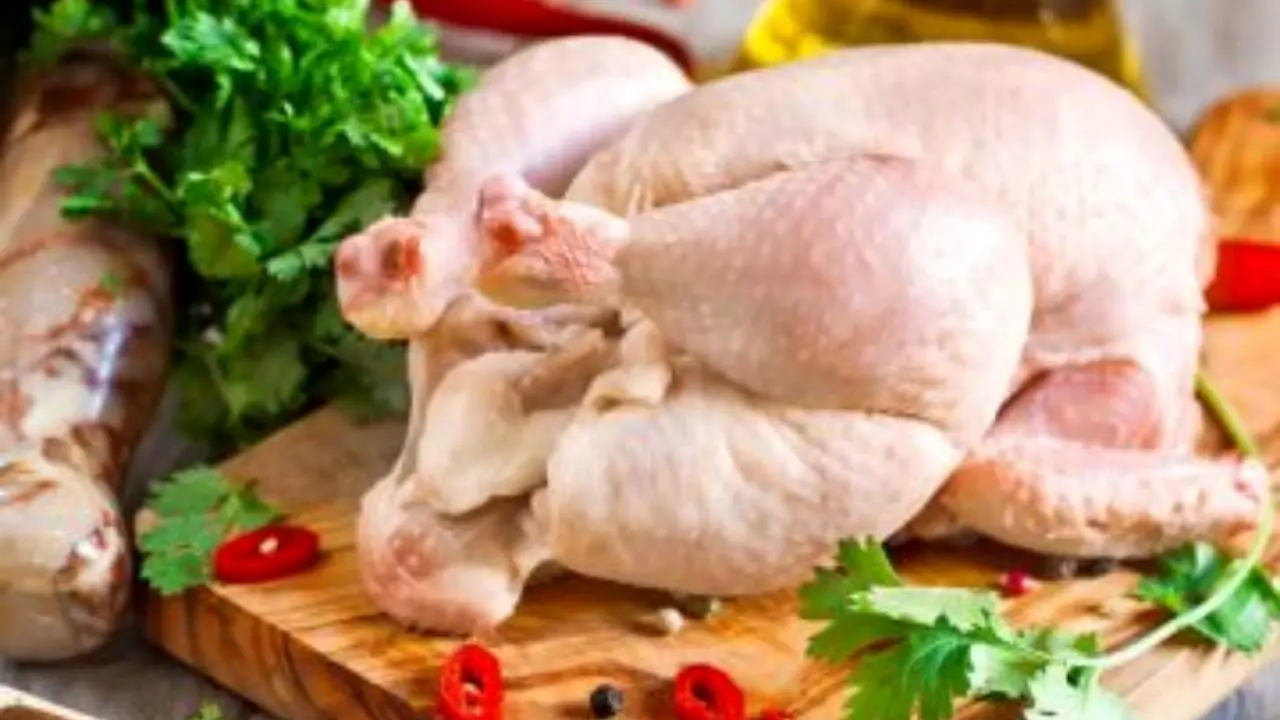 نرخ مرغ ثبات ماند/ قیمت هر کیلو مرغ گرم 14 هزار و 500 تومان
