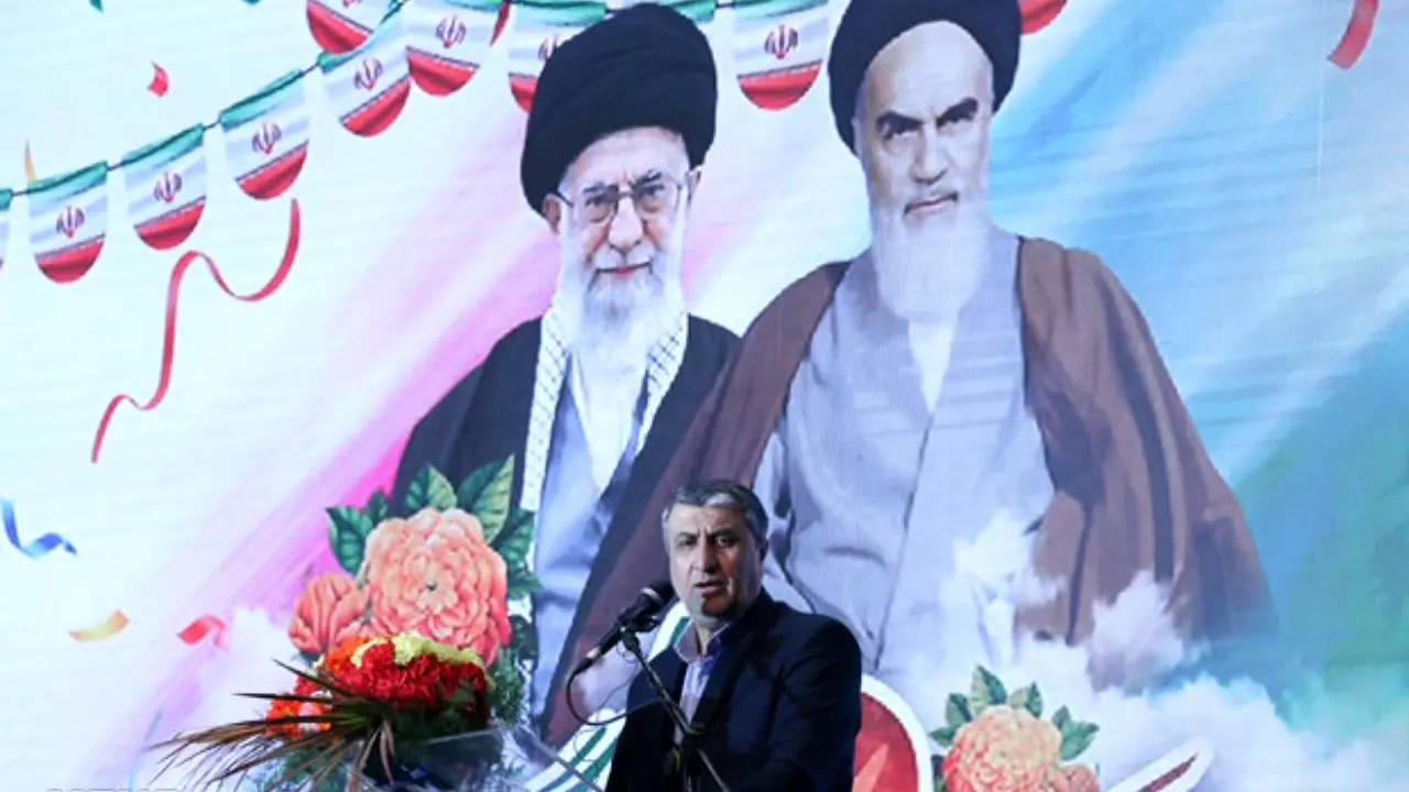کسی را یارای مقابله با ایران نیست/ راز پیروزی انقلاب و ماندگاری آن وحدت کلمه است