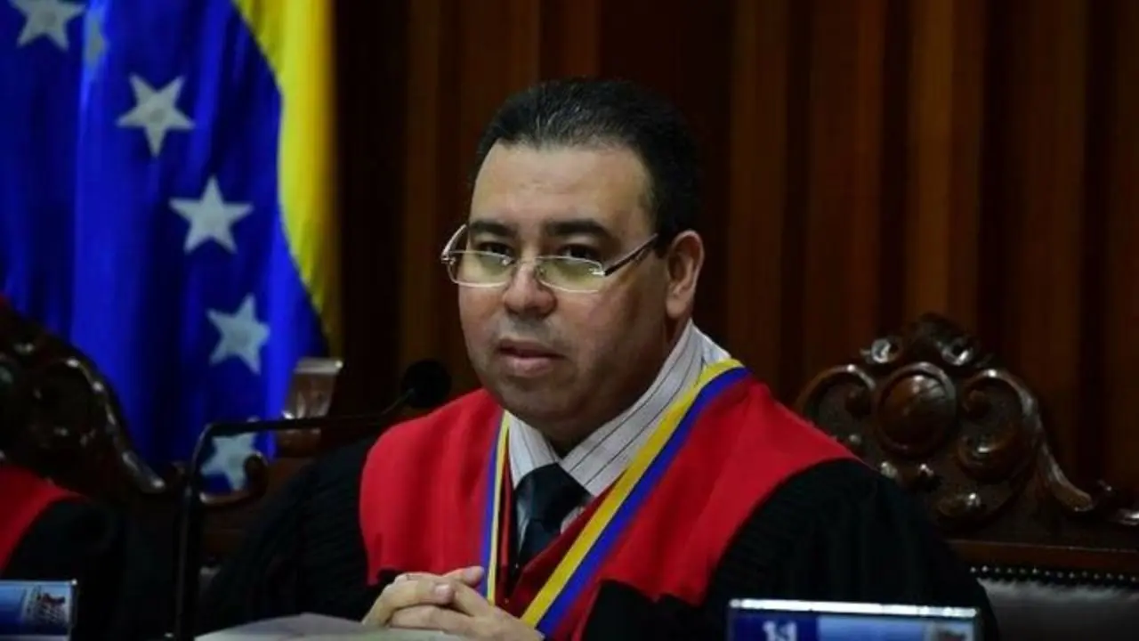 دادگاه عالی ونزوئلا ریاست گوایدو را «غیرقانونی» دانست
