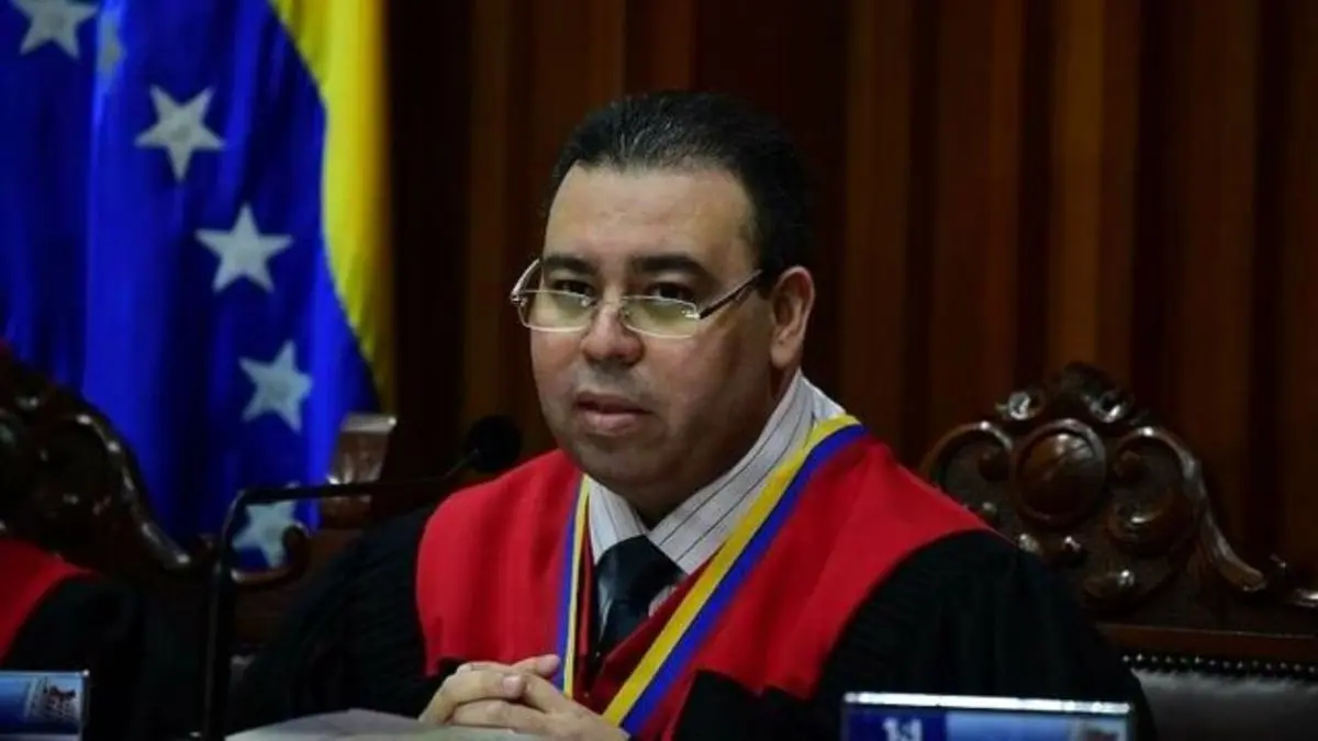 دادگاه عالی ونزوئلا ریاست گوایدو را «غیرقانونی» دانست