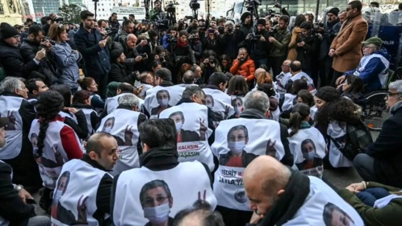 ممانعت پلیس ترکیه از برگزاری تظاهرات حمایت از کردها در استانبول