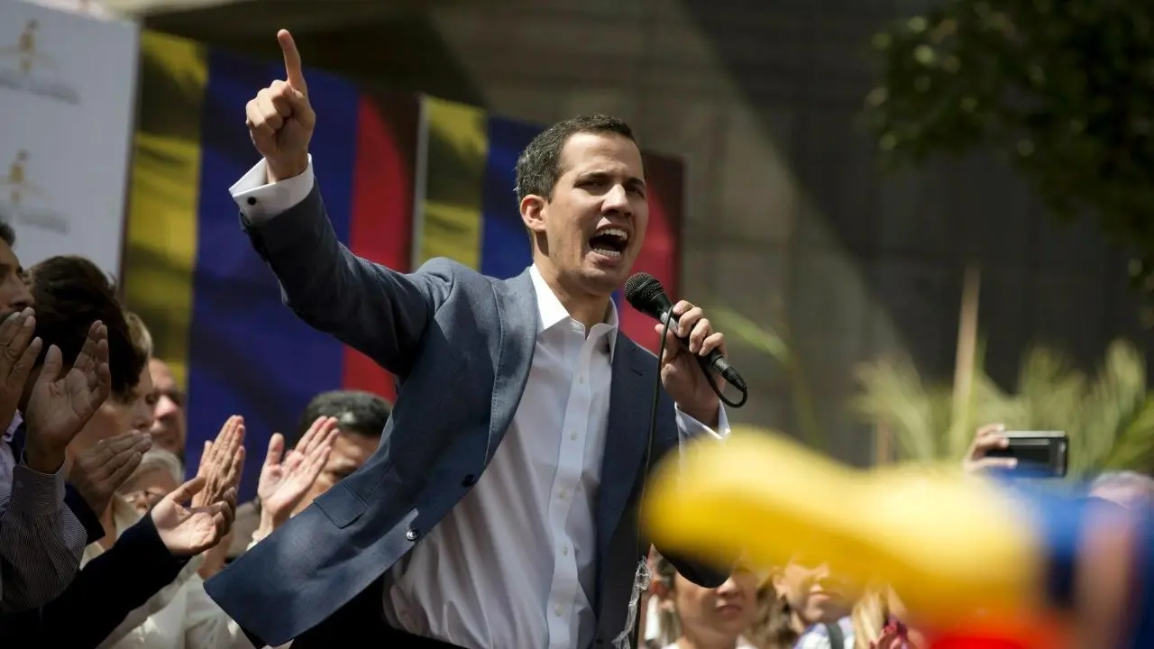 راهپیمایی اپوزیسیون ونزوئلا به بهانه مجوز ورود کمک‌ها برگزار می‌شود