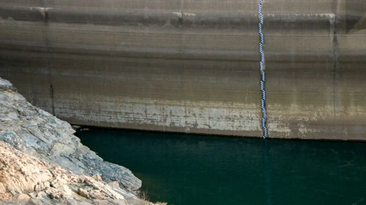بعضی از سدهای ایران کمتر از 40 درصد آب دارند
