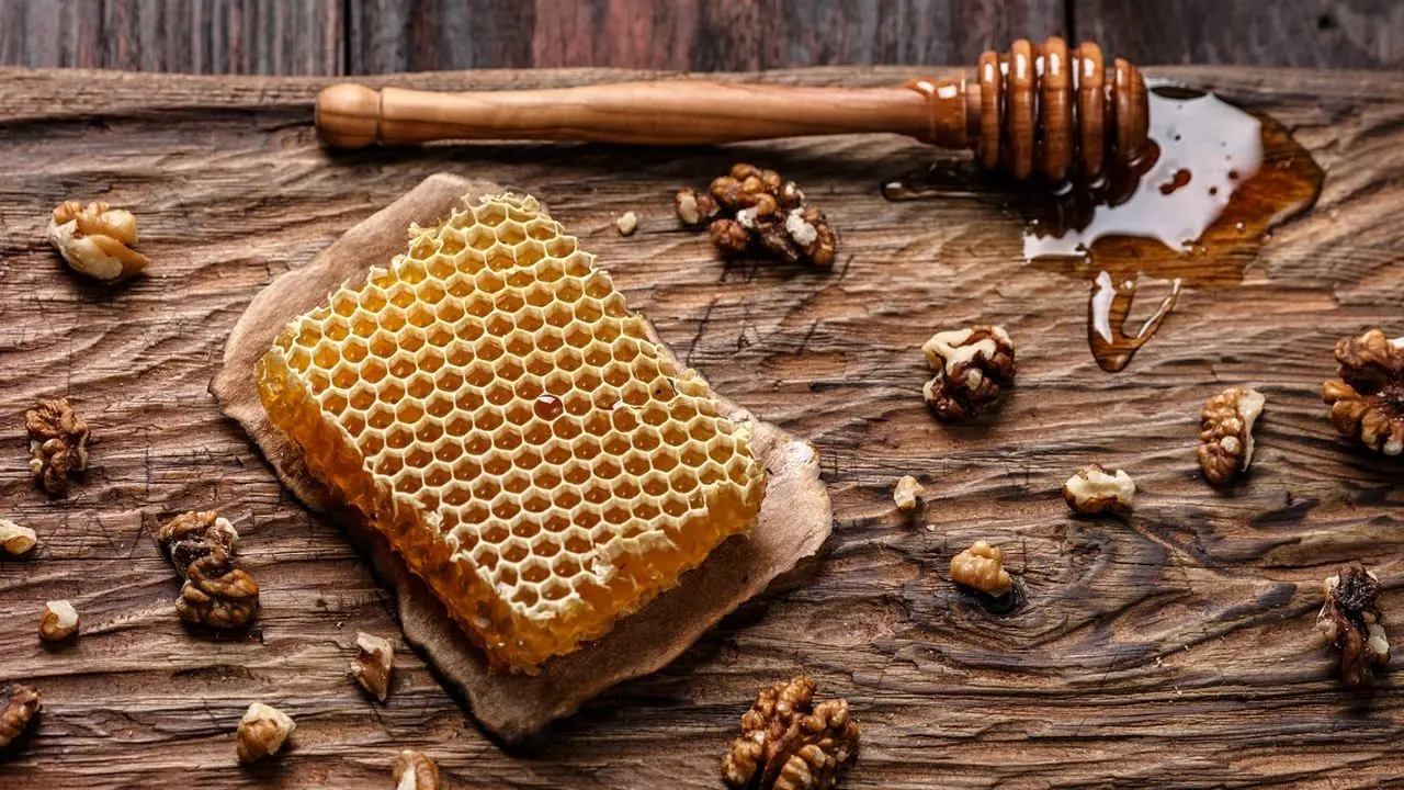 عسل تقلبی چطور تهیه می‌شود؟