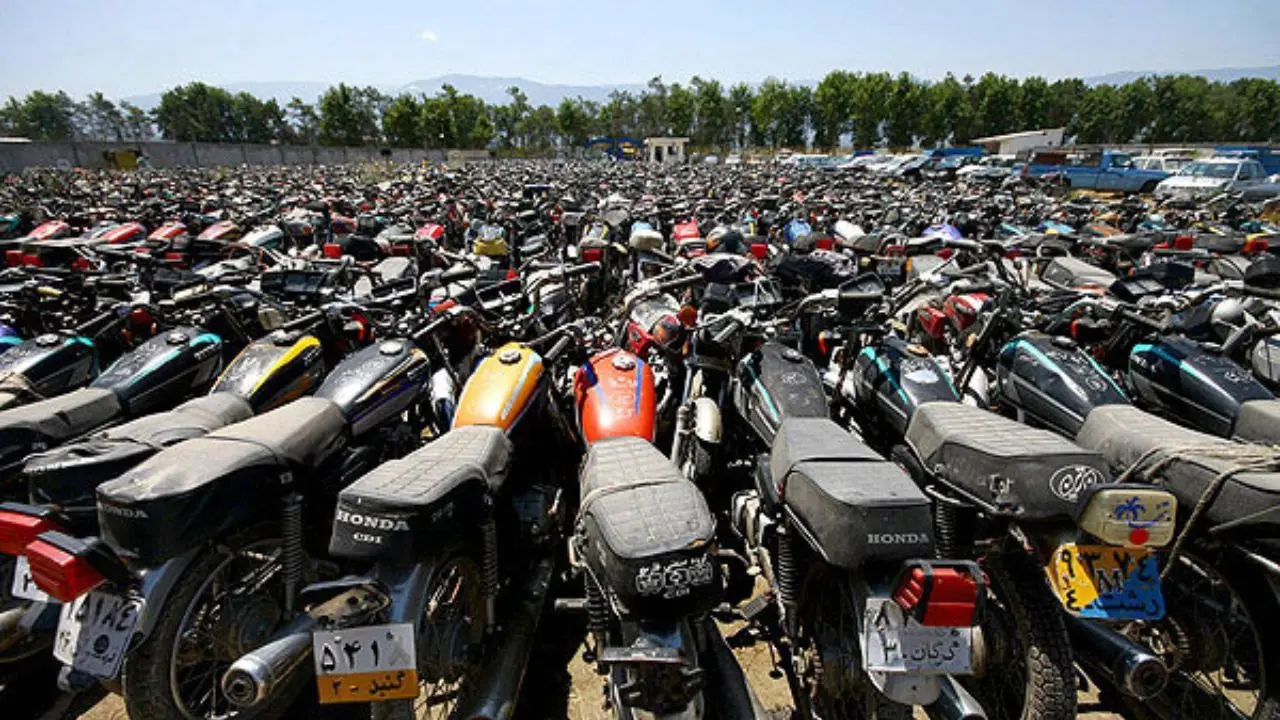 900 دستگاه موتورسیکلت فرسوده اسقاط شدند