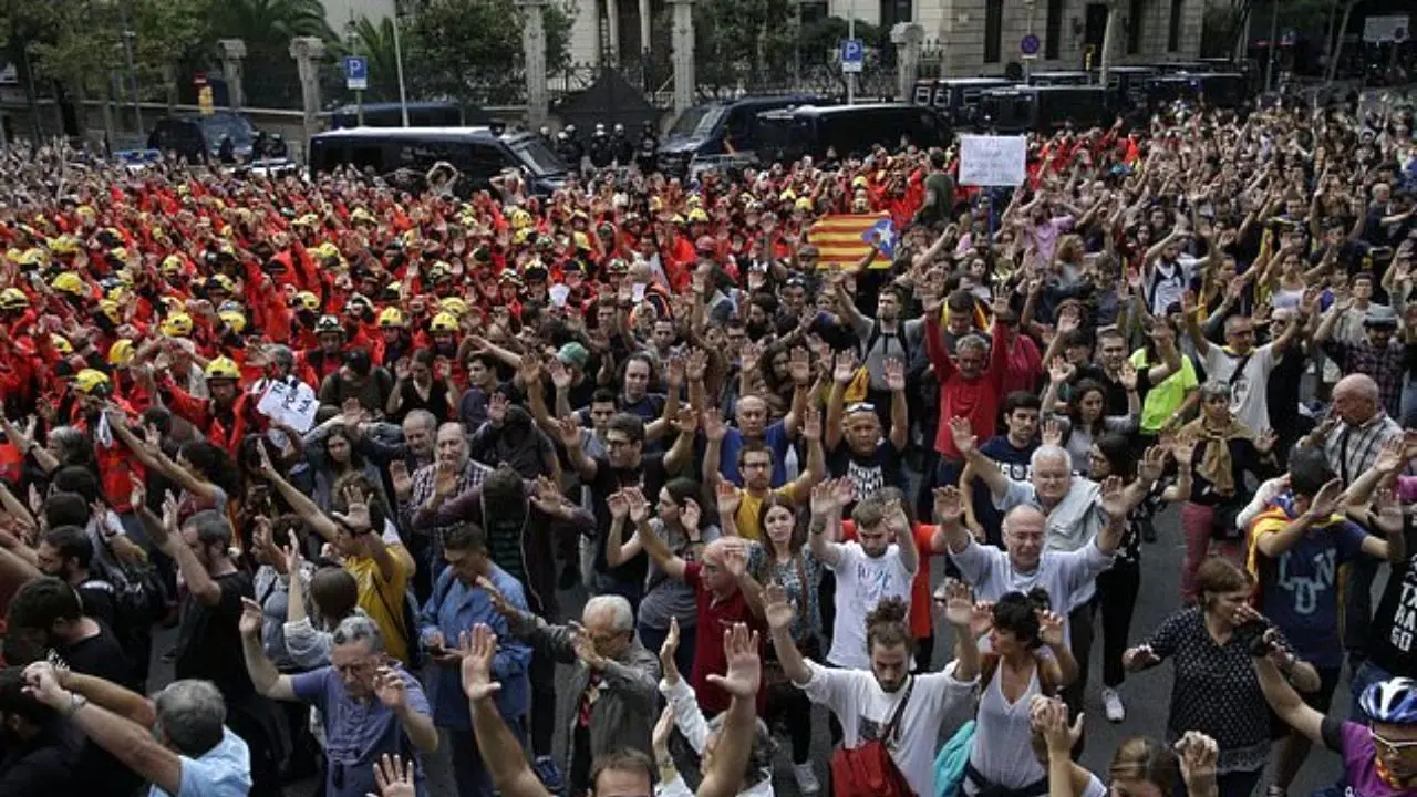 ادامه اعتراضات جدایی‌طلبان کاتالونیا علیه محاکمه فعالان