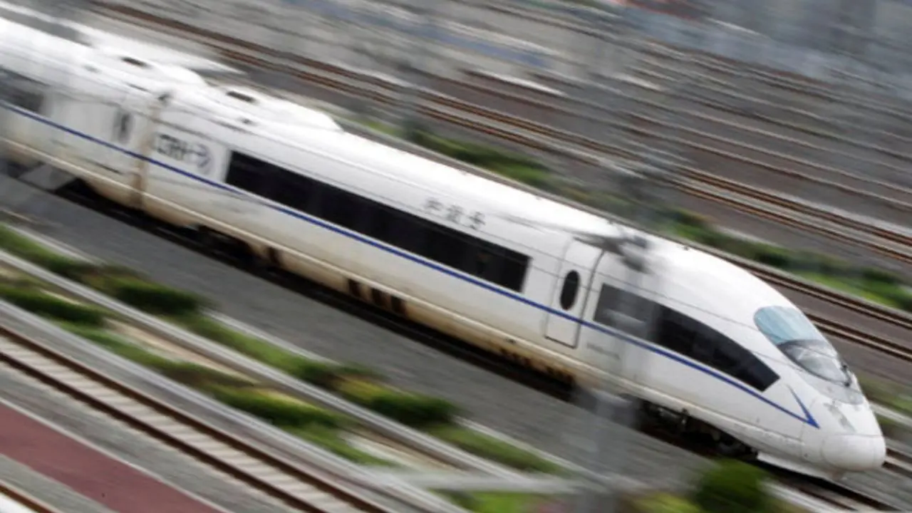 سرعت شگفت‌انگیز قطارهای سریع‌السیر ژاپن + ویدئو