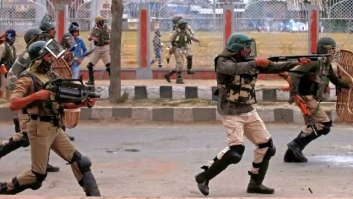 کشته شدن پنج نفر در درگیری‌ ارتش هند با جدایی‌طلبان کشمیر