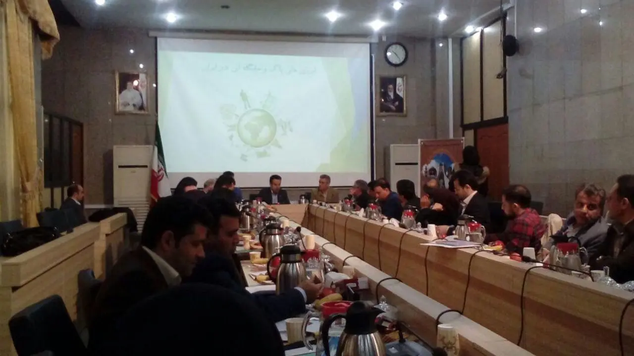 دومین نشست کمیته تخصصی محیط زیست و توسعه پایدار کلانشهرهای ایران برگزار شد