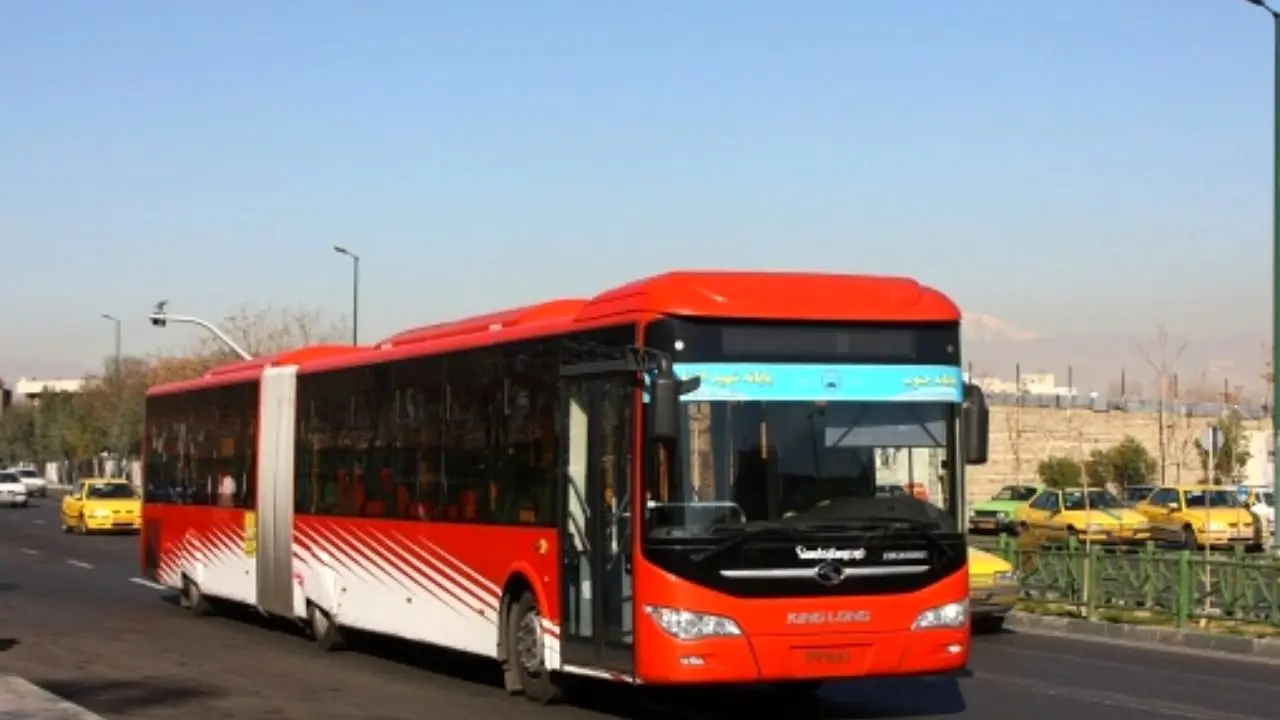 700 دستگاه اتوبوس BRT تهران از رده‌ خارج هستند