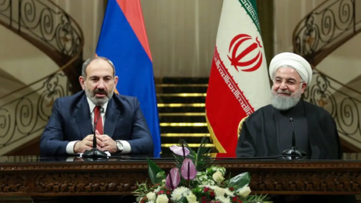 ایران و ارمنستان برای توسعه روابط همه جانبه اراده دارند/ آماده‌ایم گاز بیشتری به ارمنستان صادر کنیم/ کشور ثالثی نباید بر روابط صمیمی ما اثر بگذارد