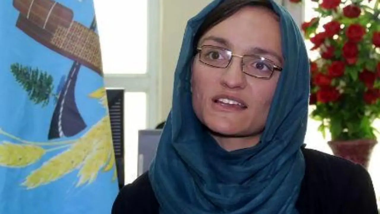 بعد از 9 ماه مبارزه یک زن در افغانستان شهردار شد