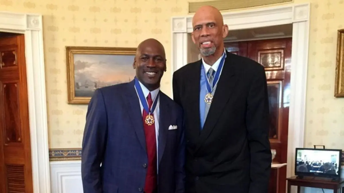 ستاره سابق NBA افتخاراتش را برای حمایت از کودکان فروخت