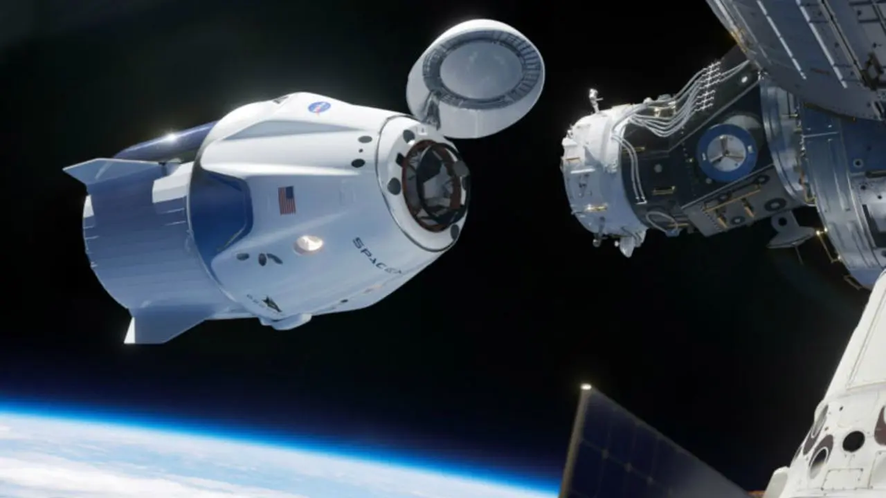 اتصال کپسول «دراگون» به ایستگاه فضایی بین‌المللی + ویدئو