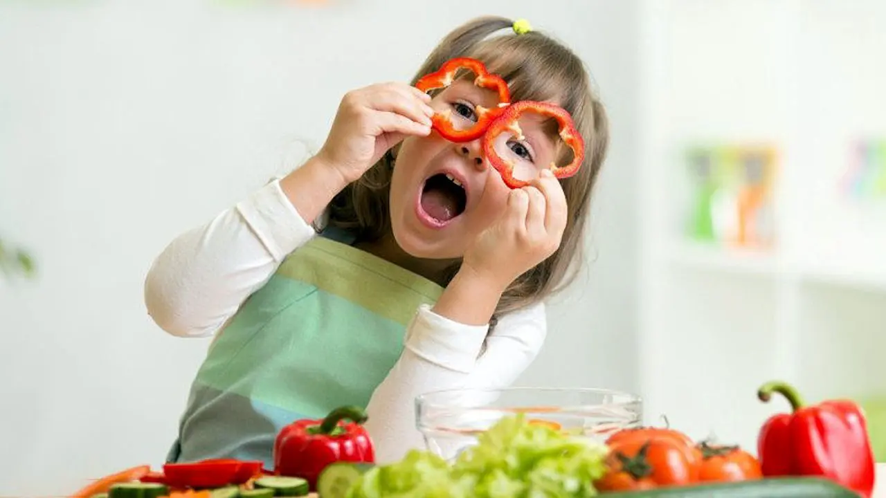 مواد غذایی مهمی که می‌توانند بینایی شما را تقویت کنند
