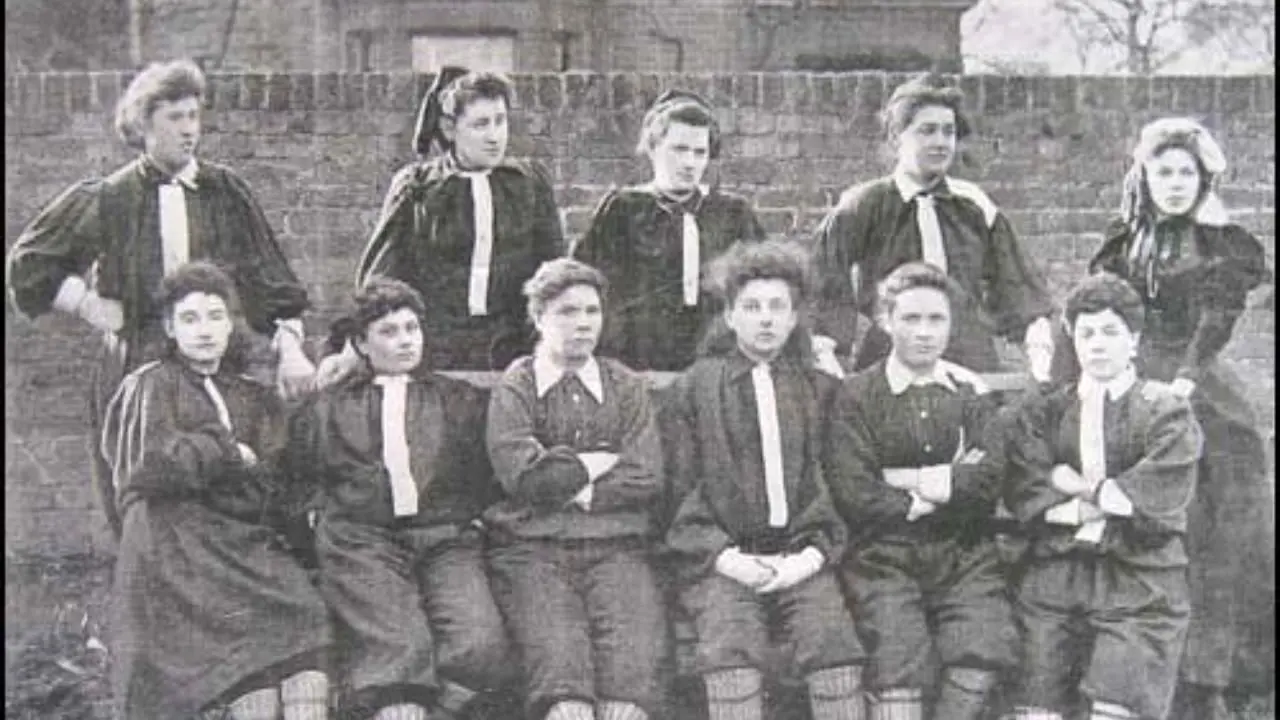 آغاز فوتبال زنان در اسکاتلند