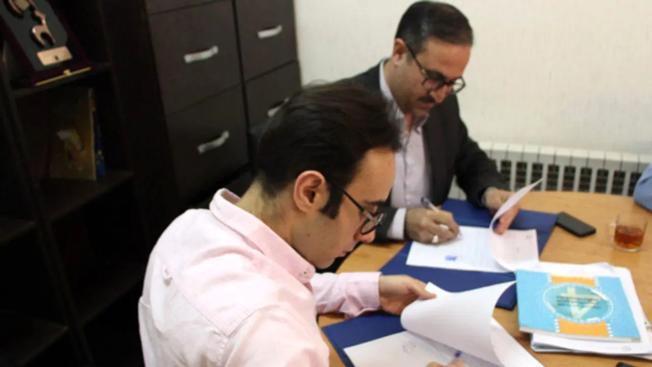امضای تفاهمنامه همکاری میان جهاد دانشگاهی هنر و انجمن صنفی کارگردانان مستند