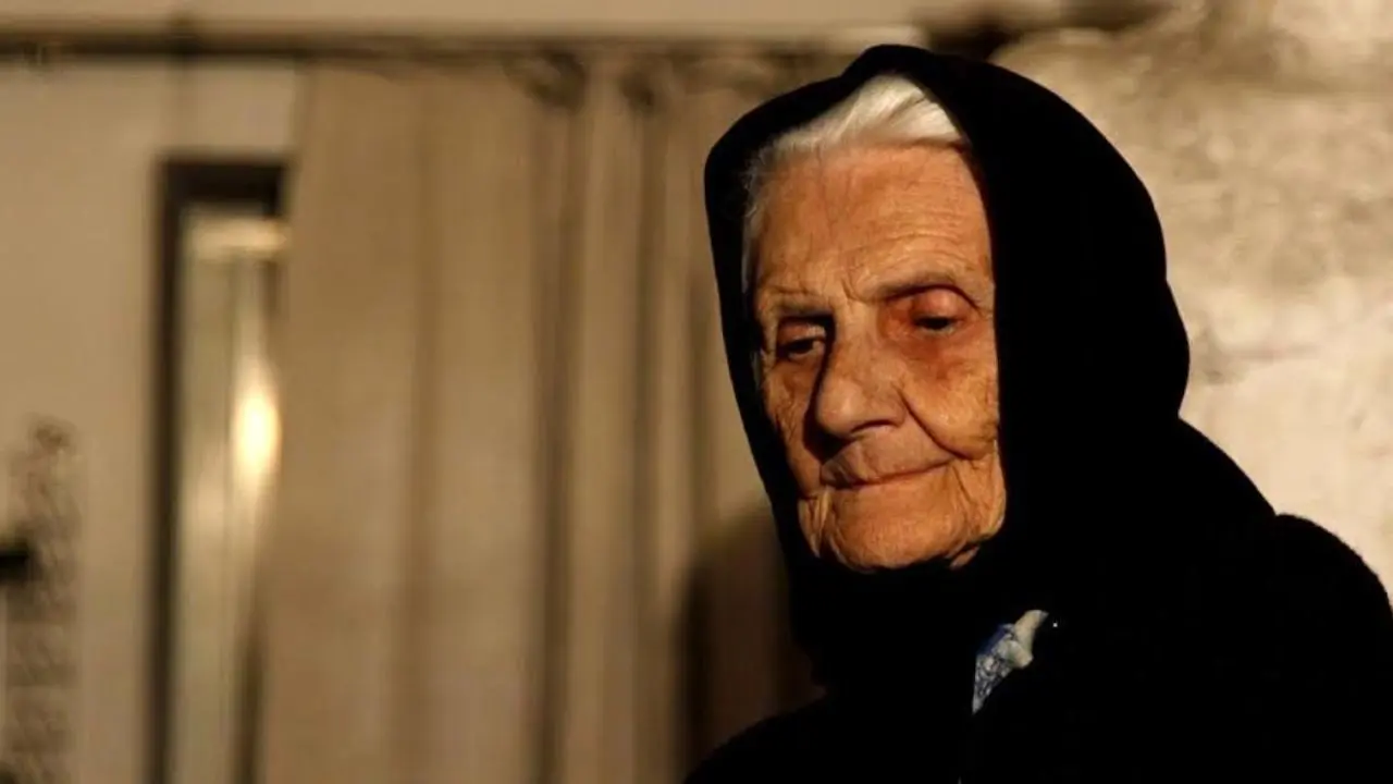 سخنگوی وزارت خارجه درگذشت مادر مجسمه‌سازی ایران را تسلیت گفت