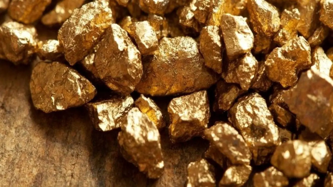 10 تن سنگ طلای قاچاق در آذربایجان شرقی کشف شد