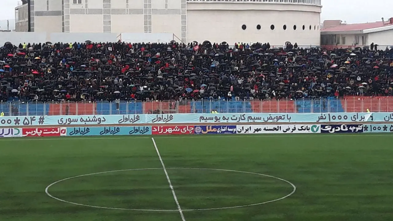 8 هزار تماشاگر در شهید وطنی