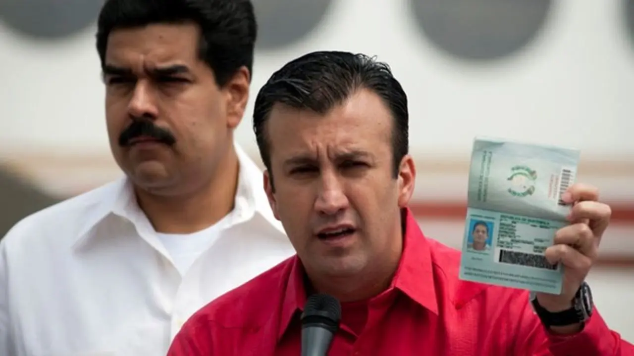 آمریکا یکی از وزیران دولت ونزوئلا را به نقض تحریم‌ها متهم کرد