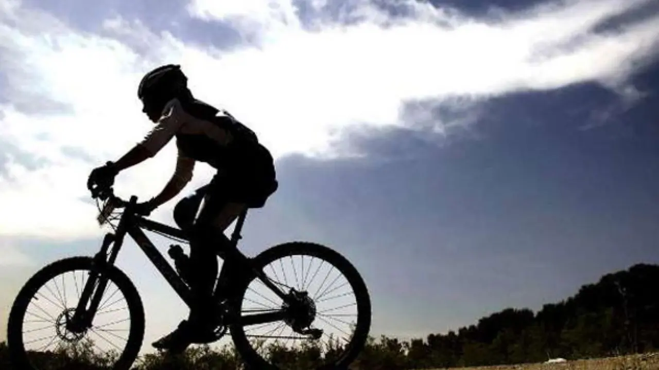 قهرمان دوچرخه سواری زنان جهان خودکشی کرد