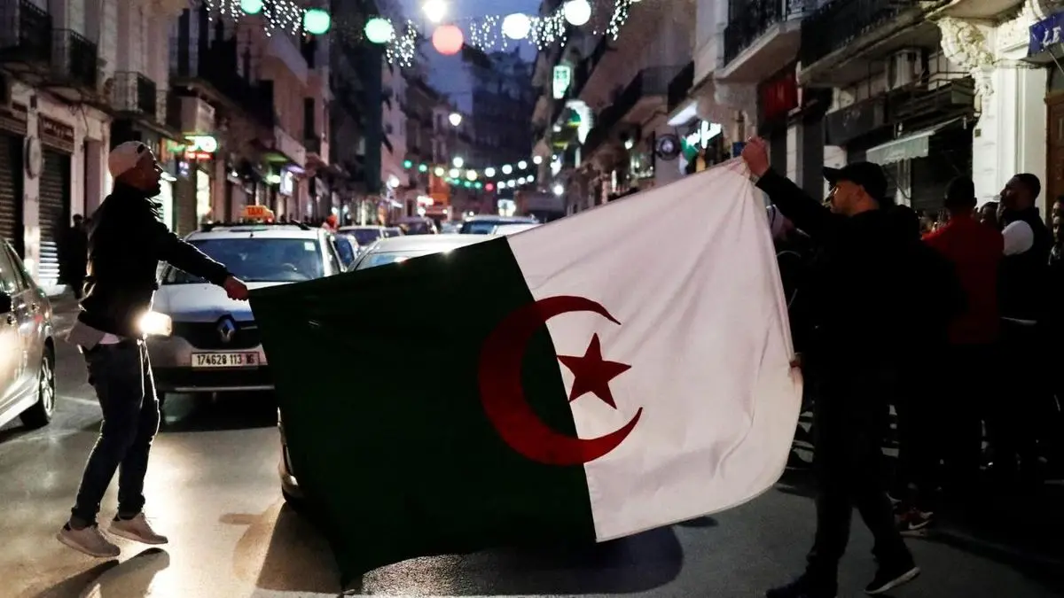 الجزایری‌ها باز هم به خیابان‌ها آمدند