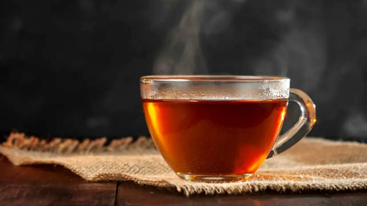 آیا چای داغ احتمال ابتلا به سرطان را با بالا می‌برد؟