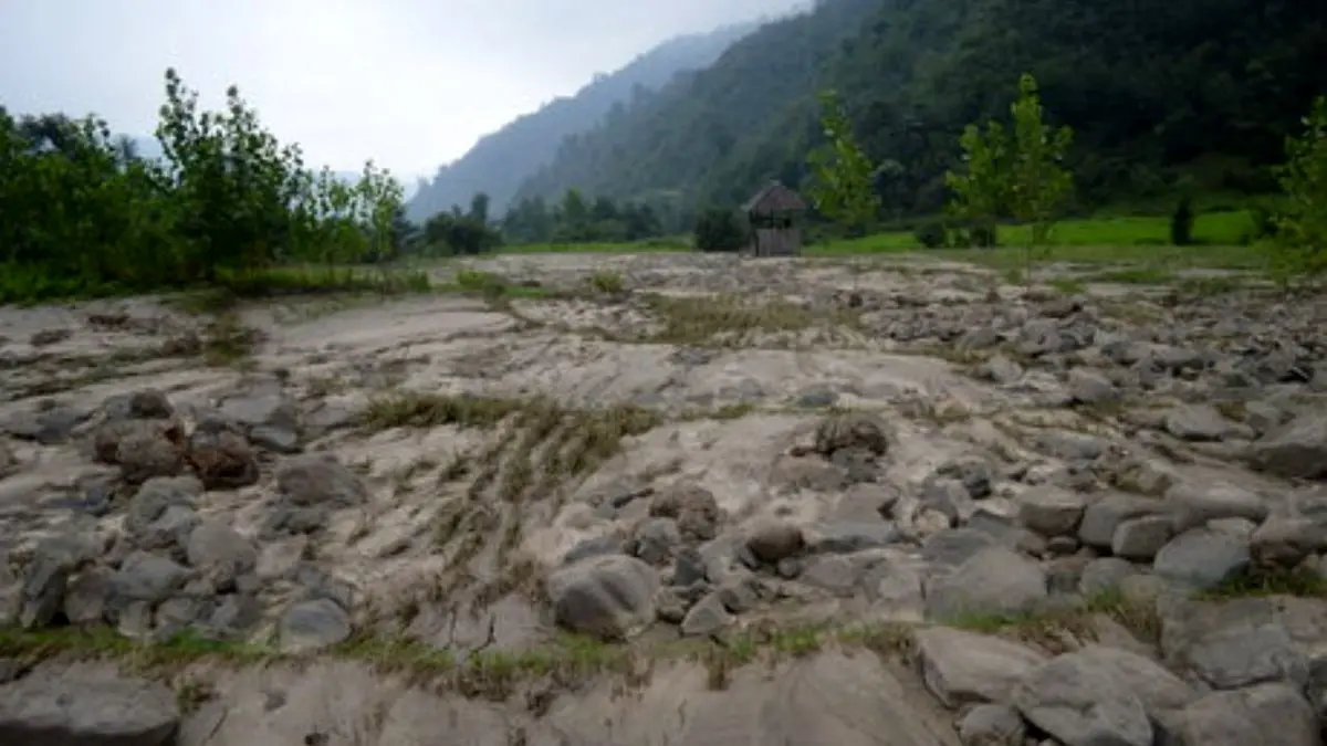 حدود 2 هزار خانوار سیل‌زده مازنی کمک بلاعوض دریافت کردند