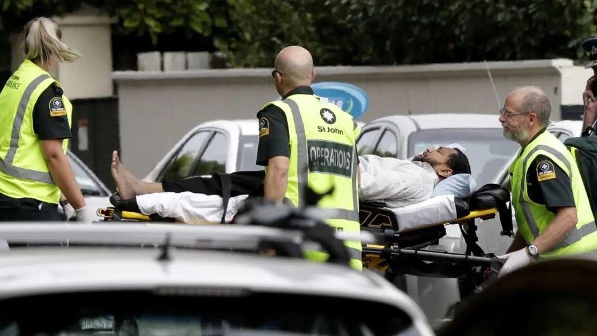 حمله تروریستی به دو مسجد در نیوزیلند 50 کشته و ده‌ها زخمی به‌جا گذاشت/ چهار مظنون بازداشت شدند/ مهاجم اصلی یک تبعه راست‌گرای استرالیایی است + تصاویر