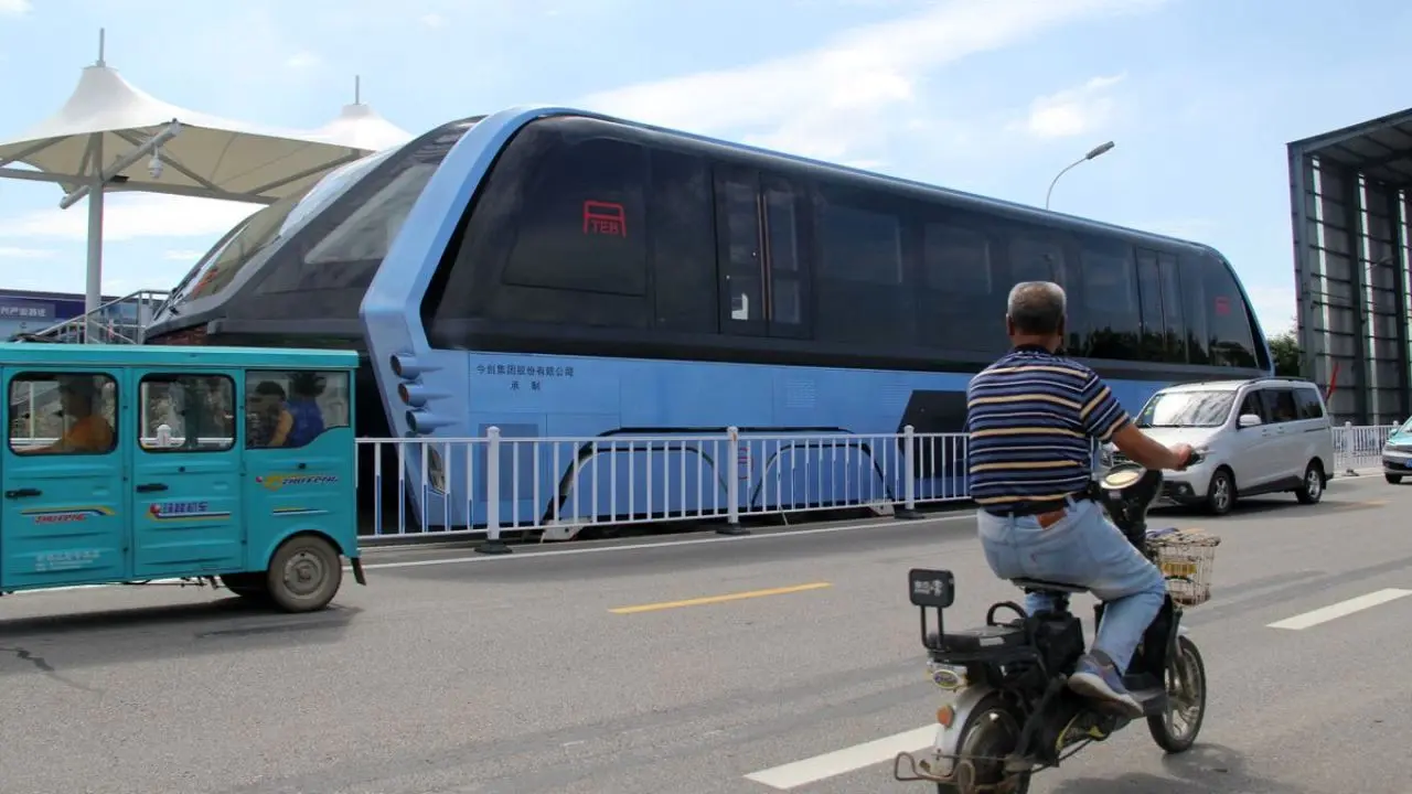 اقدام عجیب مسافر اتوبوس + ویدئو