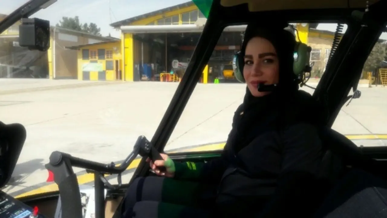 پرواز تاریخی اولین زن خلبان هلکوپتر در ایران