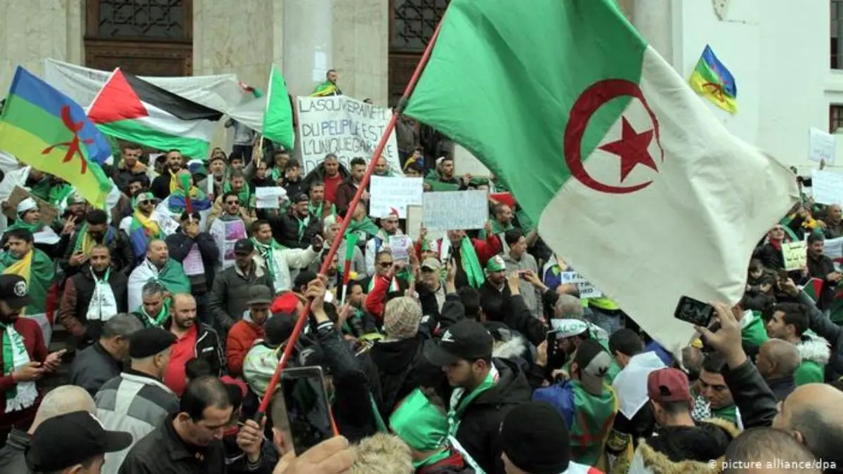 مردم الجزایر خواستار بازگشت امید شدند