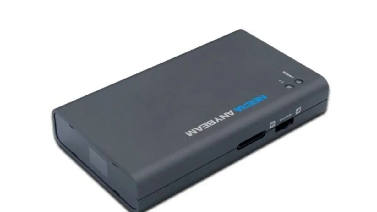 کوچک‌ترین ویدئوپروژکتور دنیا تولید شد