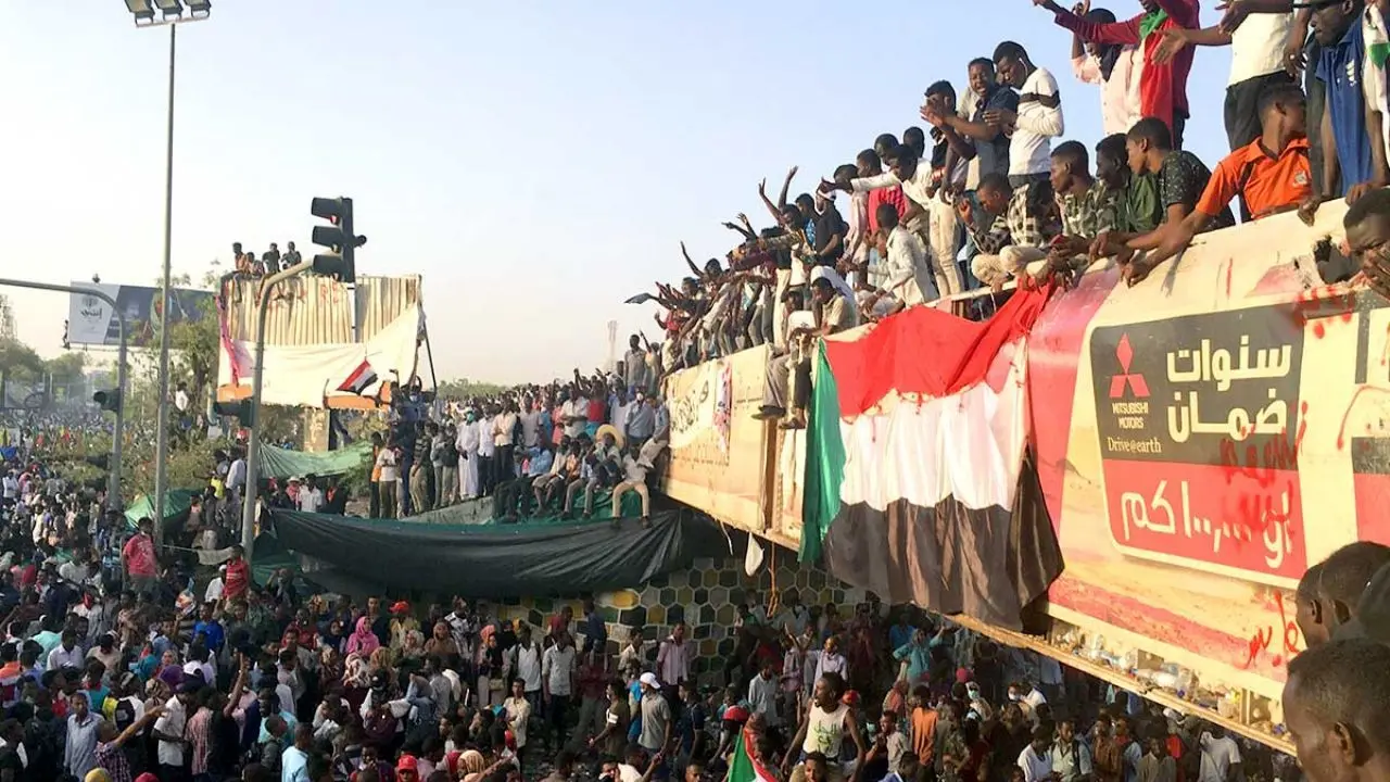 شورای امنیت خواستار تحویل قدرت در سودان به غیرنظامیان شد