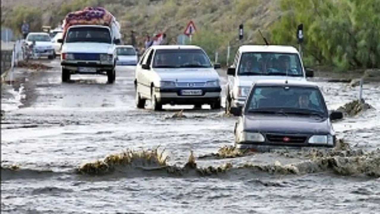 تردد خودرو‌های سنگین در محور اهواز - آبادان ممنوع شد