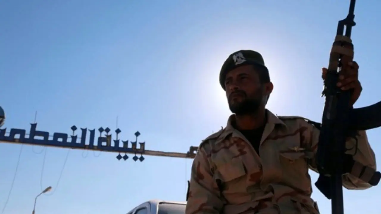 یکی از گردان‌های ارتش ملی لیبی در جنوب طرابلس تسلیم شد