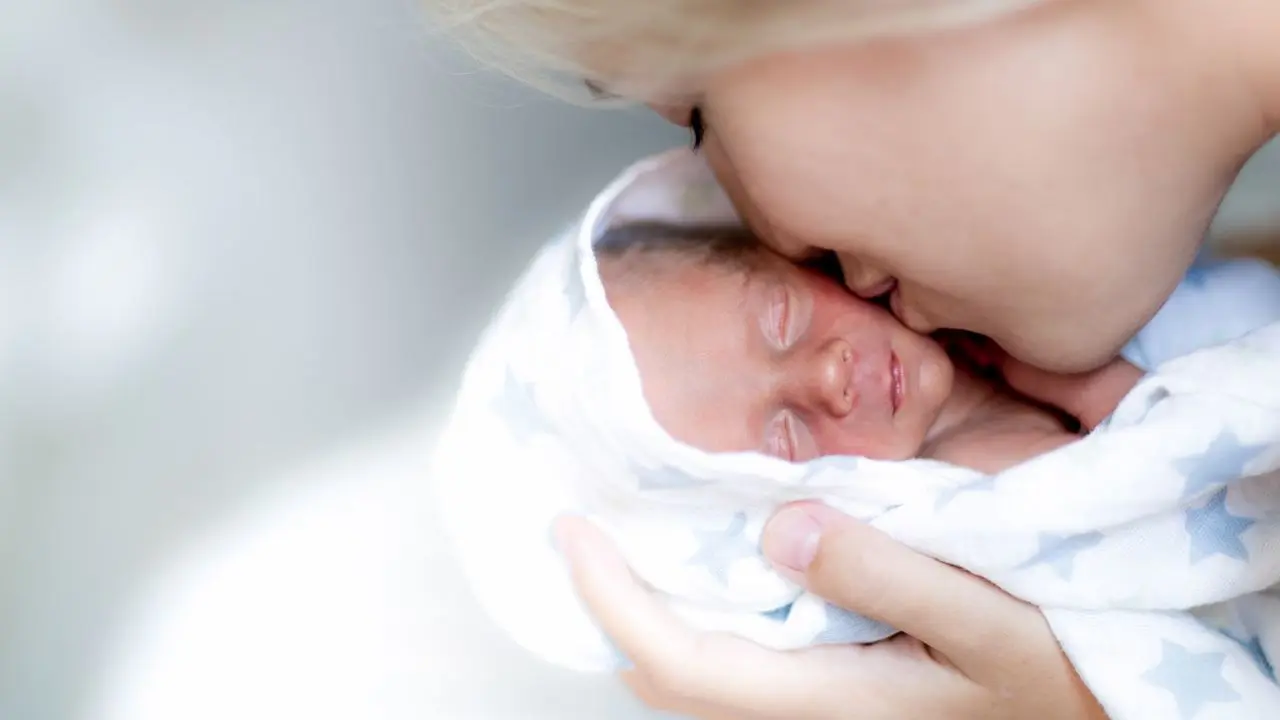 اولین نوزاد حاصل از رحم پیوندی در آمریکا متولد شد