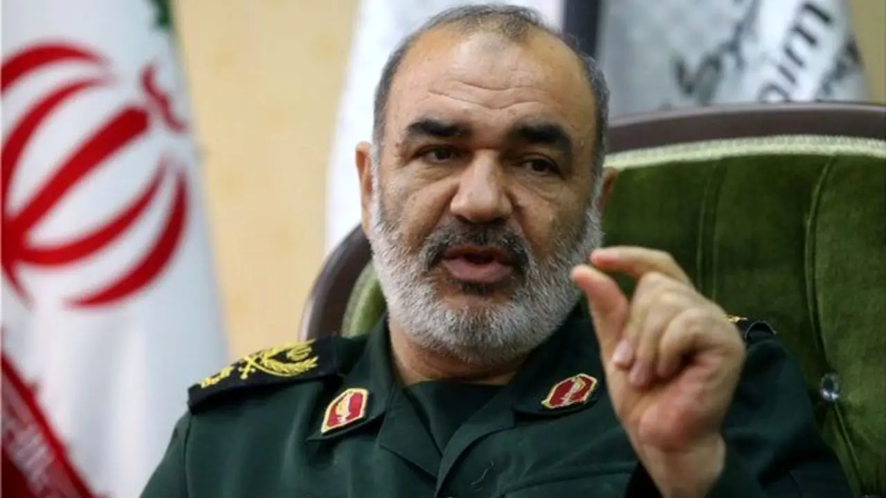 خوزستان را بهتر از قبل می سازیم/ همه فرماندهان ارشد سپاه درگیر کمک‌رسانی هستند