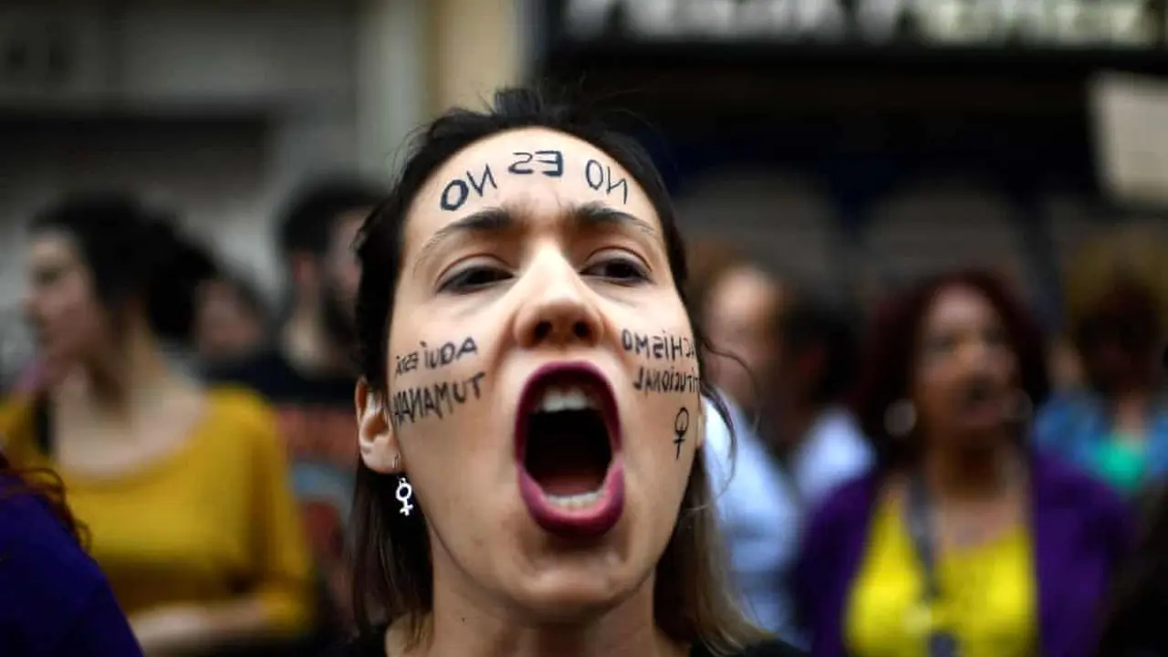 چطور پرونده خشونت جنسی، مردم اسپانیا را به خیابان کشاند/ سکوت زنان، مساوی با پیروزی آزارگران