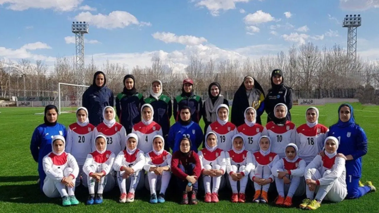 دختران فوتبالیست ایران برابر دوربین فیفا+ عکس