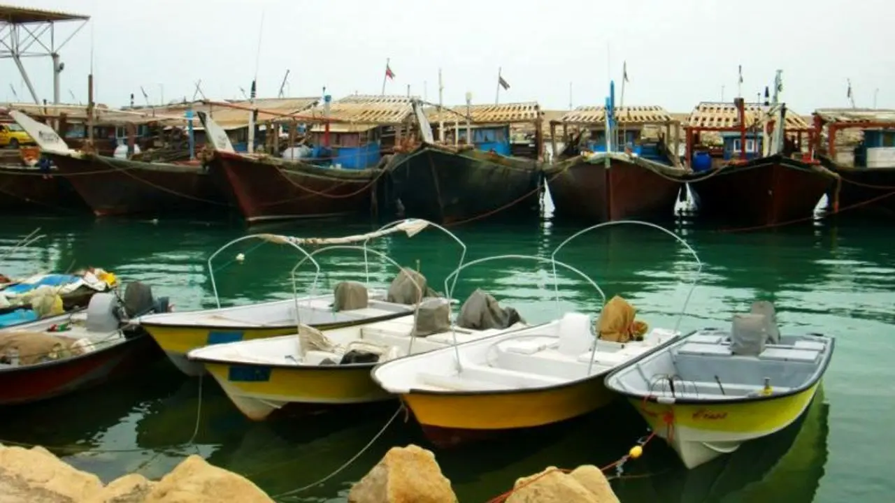 تعطیلی جایگاه‌های سوخت ساحلی باعث نگرانی صیادان بوشهر شد