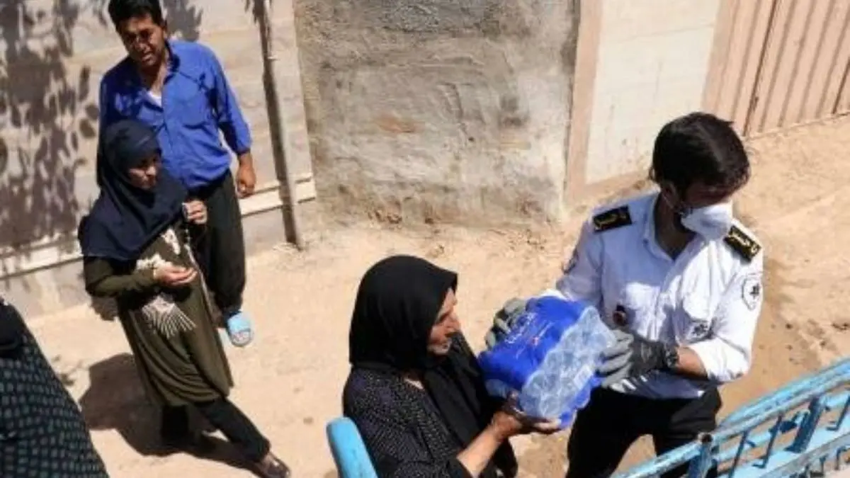 چهارتن اقلام در پلدختر توسط نیروهای اورژانس توزیع شد