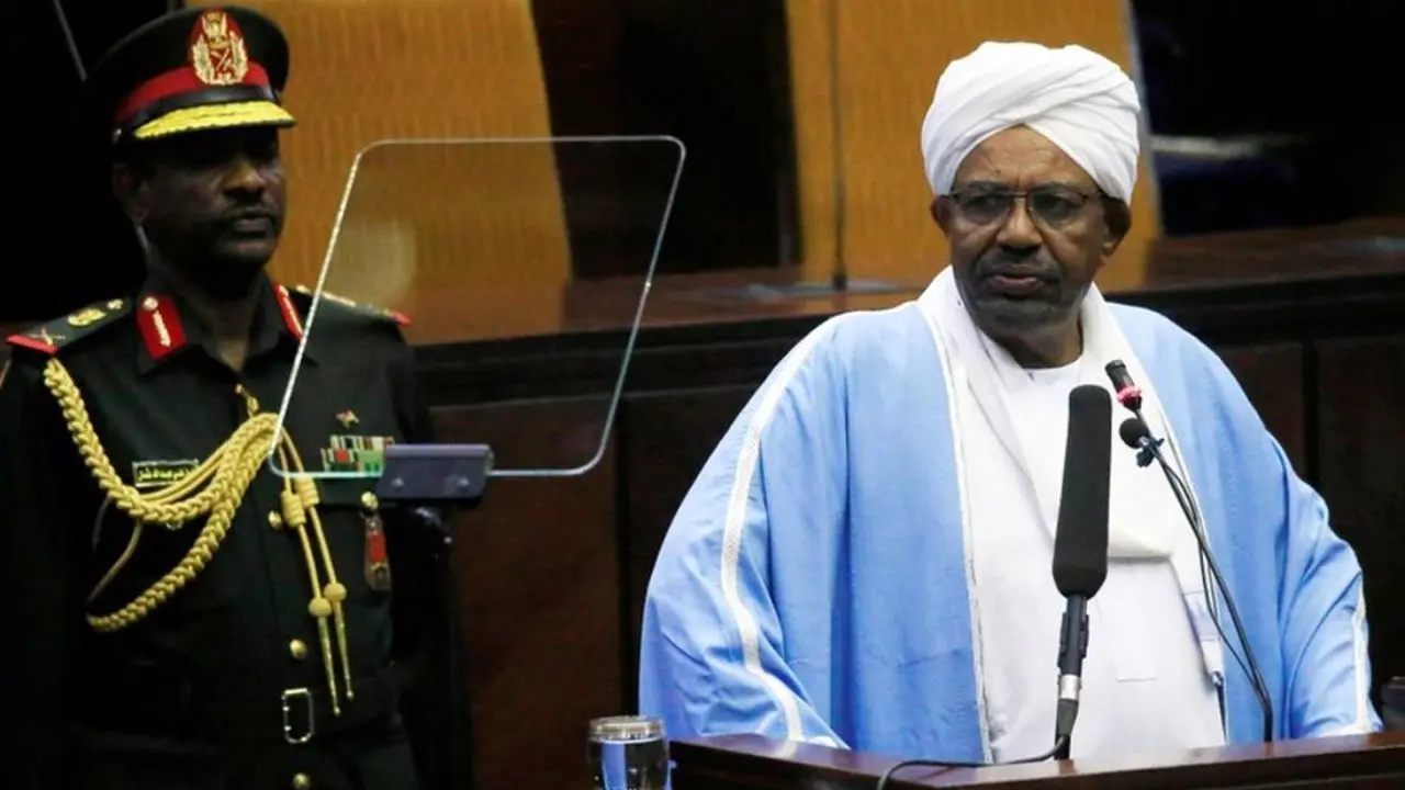 دیکتاتور سودان به زندان منتقل می‌شود