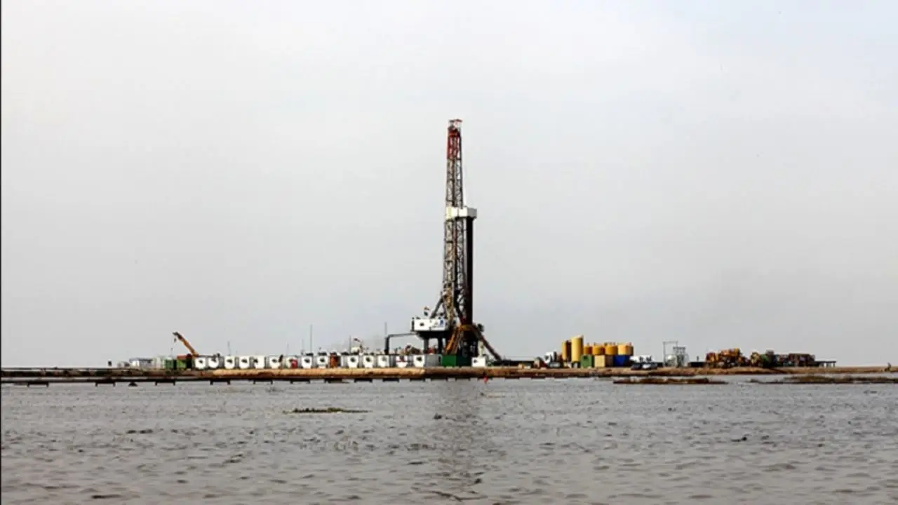 وزارت نفت ممانعت از ورود آب به هورالعظیم را کذب دانست