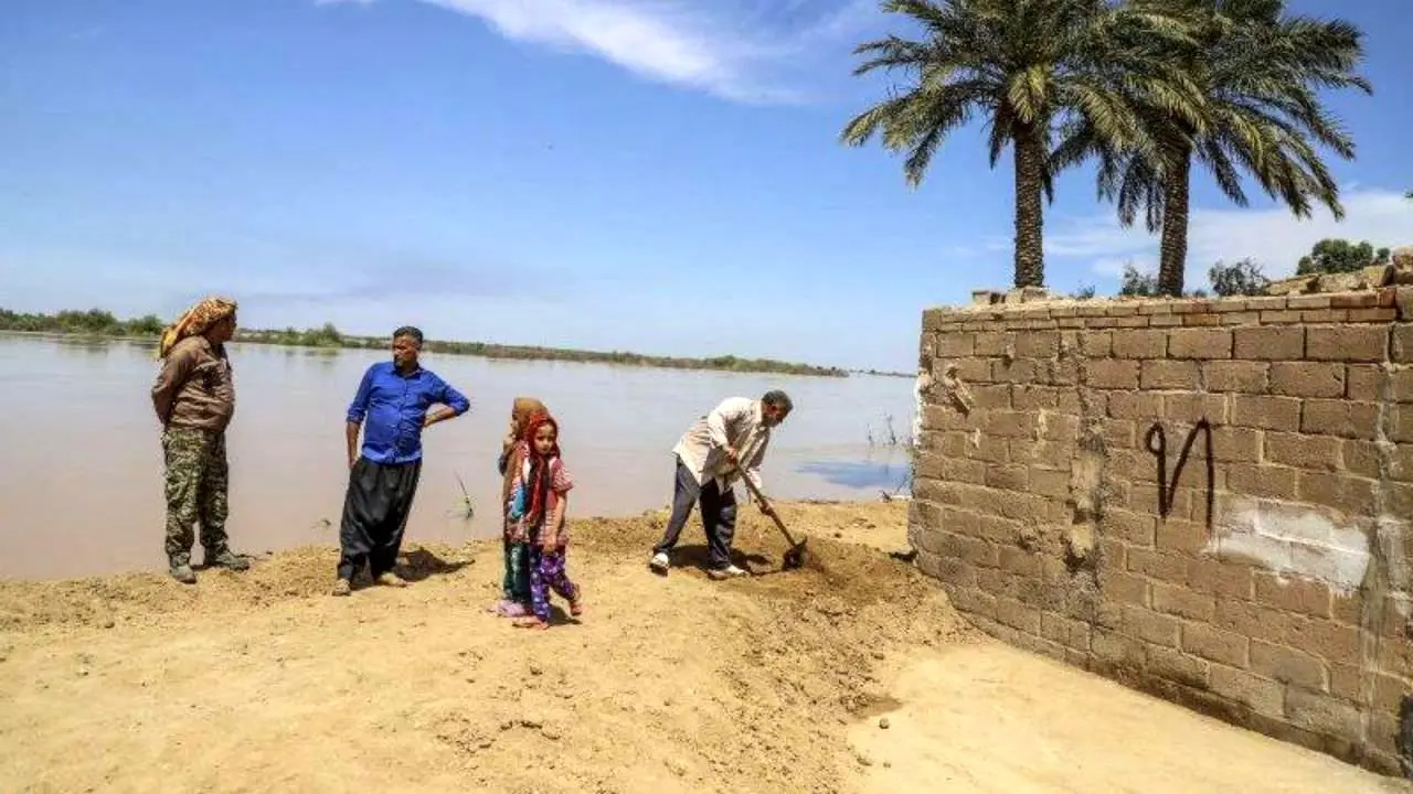 برق 70 روستای سیل زده خوزستان همچنان قطع است