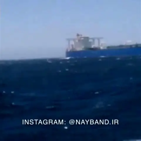 نجات 2 ملوان لنج غرق شده ایرانی در خلیج فارس