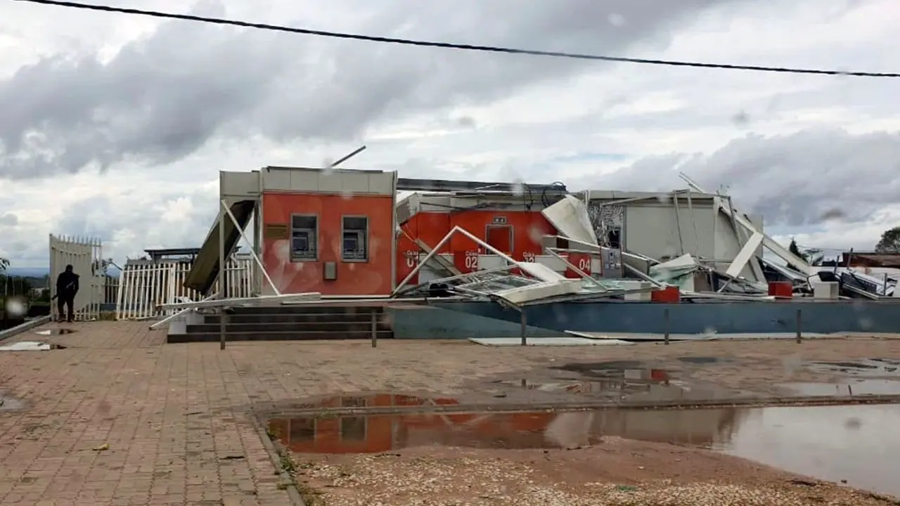 طوفان مرگبار در موزامبیک + ویدئو